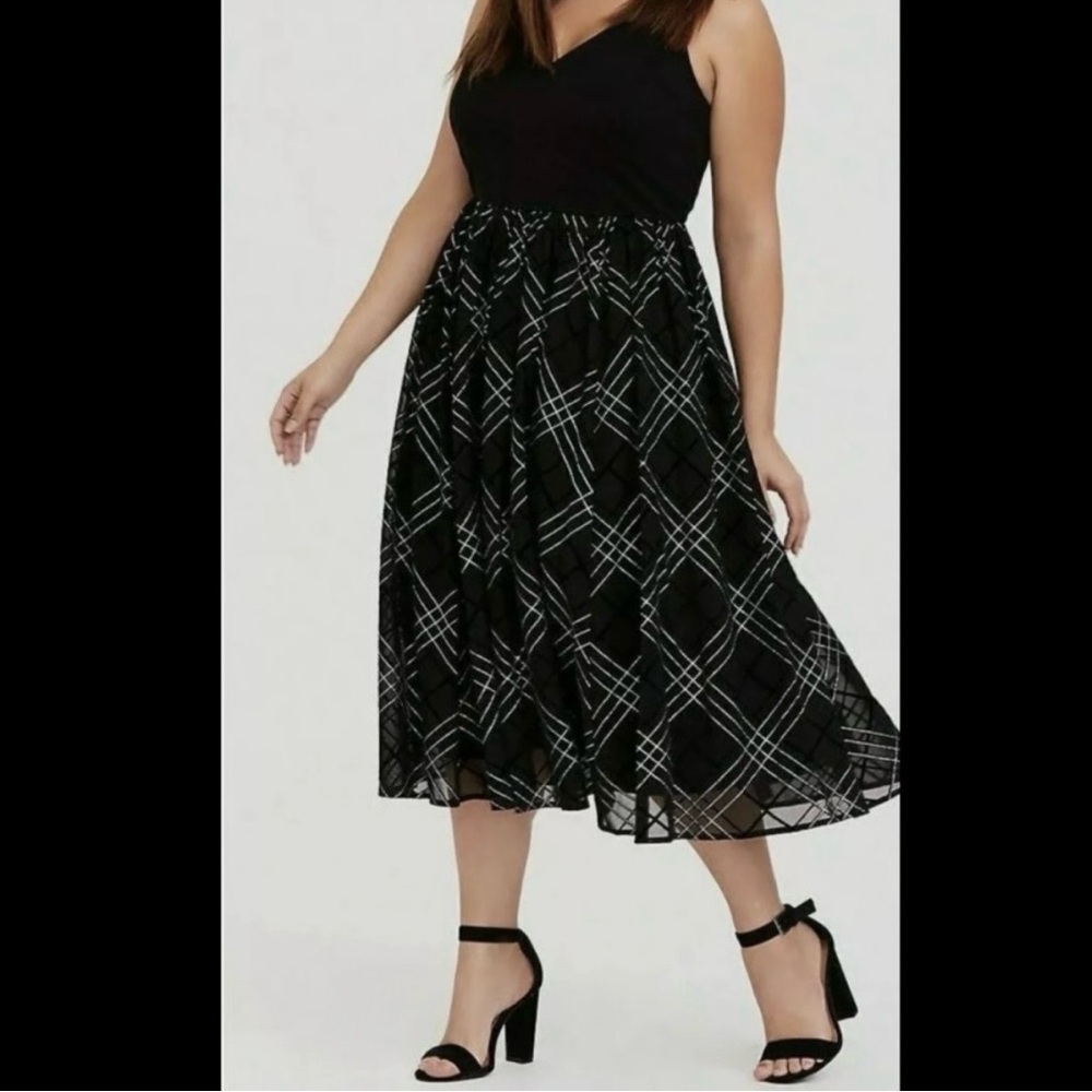 torrid Black Plaid Mesh V-Neck Midi Dress